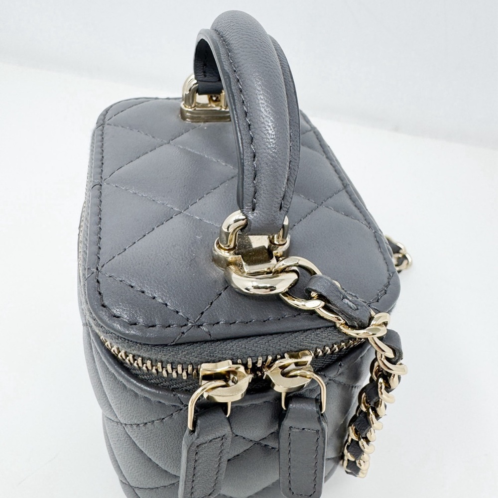 Chanel Mini Vanity Bag - Picture 8 of 14